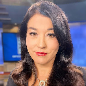 Meet your Posher, Adela